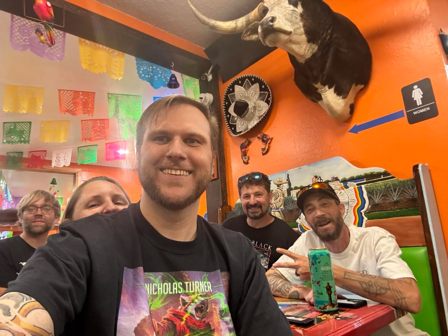 Tacos El Amigo before our show tonight at Vulture’s with shatterpointco, Friend Operation, _gettheaxe_